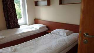 Проживание в семье Willa Marina Widzew Лодзь Двухместный номер с 1 кроватью или 2 отдельными кроватями и ванной комнатой-20